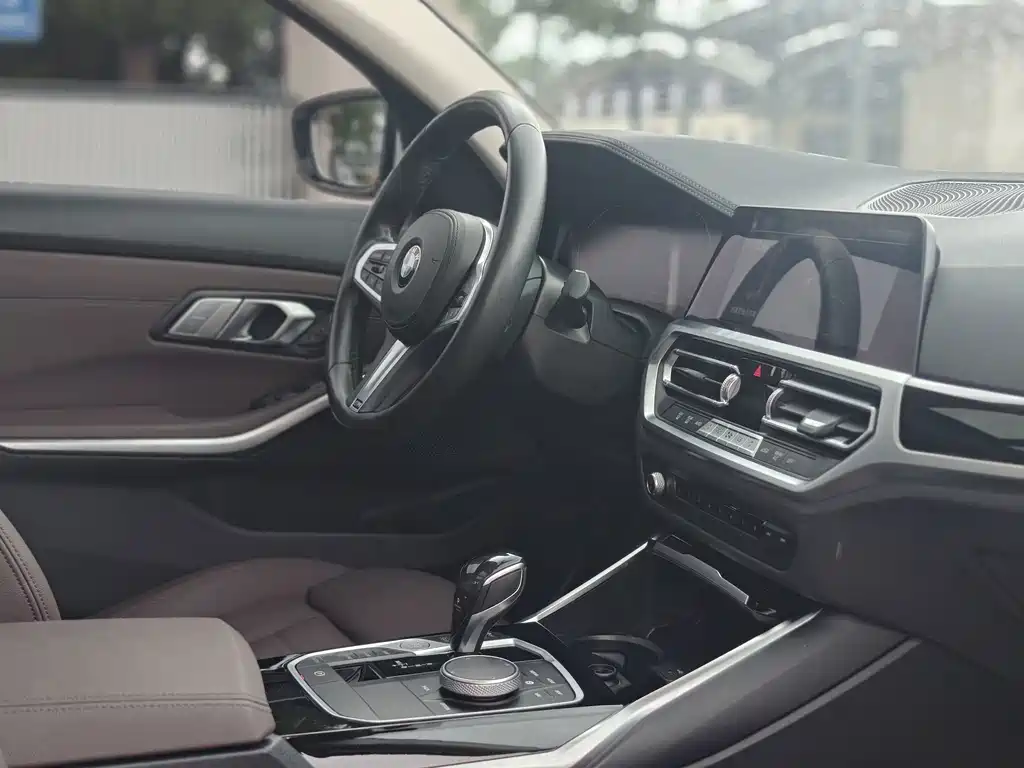 BMW 3 Series — миниатюра 8
