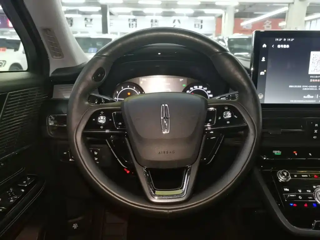 Lincoln Corsair — миниатюра 11