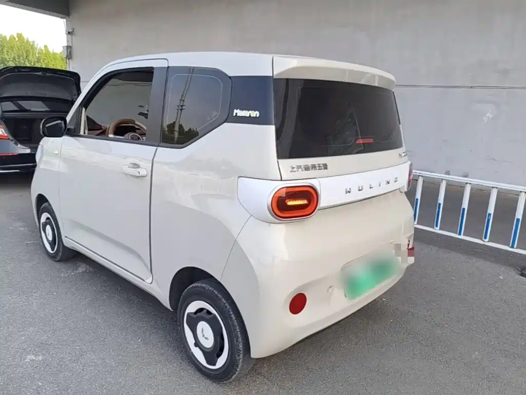 Wuling MINIEV — миниатюра 5
