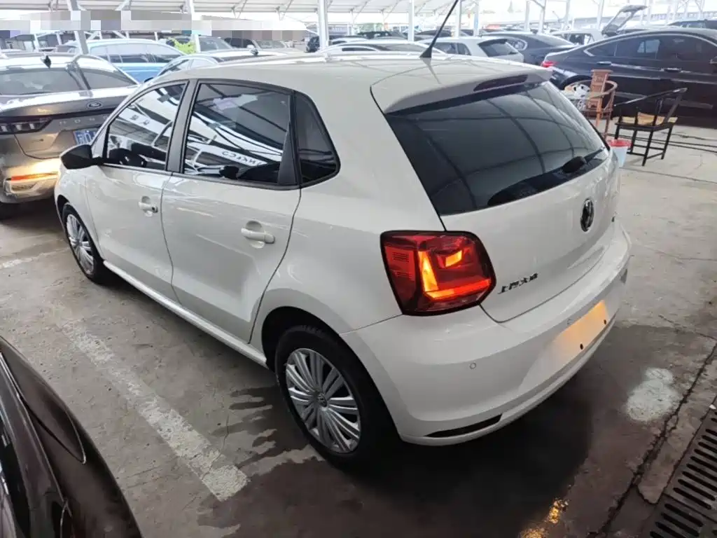 Volkswagen Polo — миниатюра 5