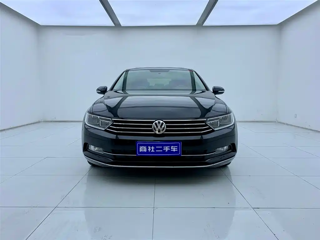 Volkswagen Magotan 2017 330TSI DSG Lead