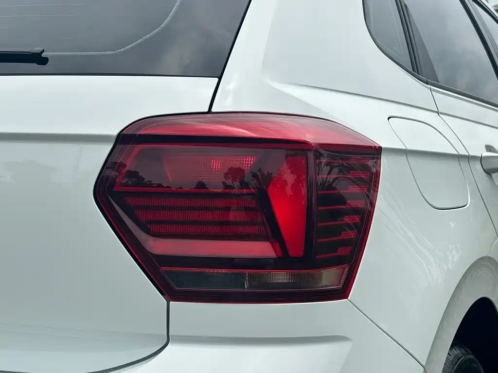 Volkswagen Polo — миниатюра 21