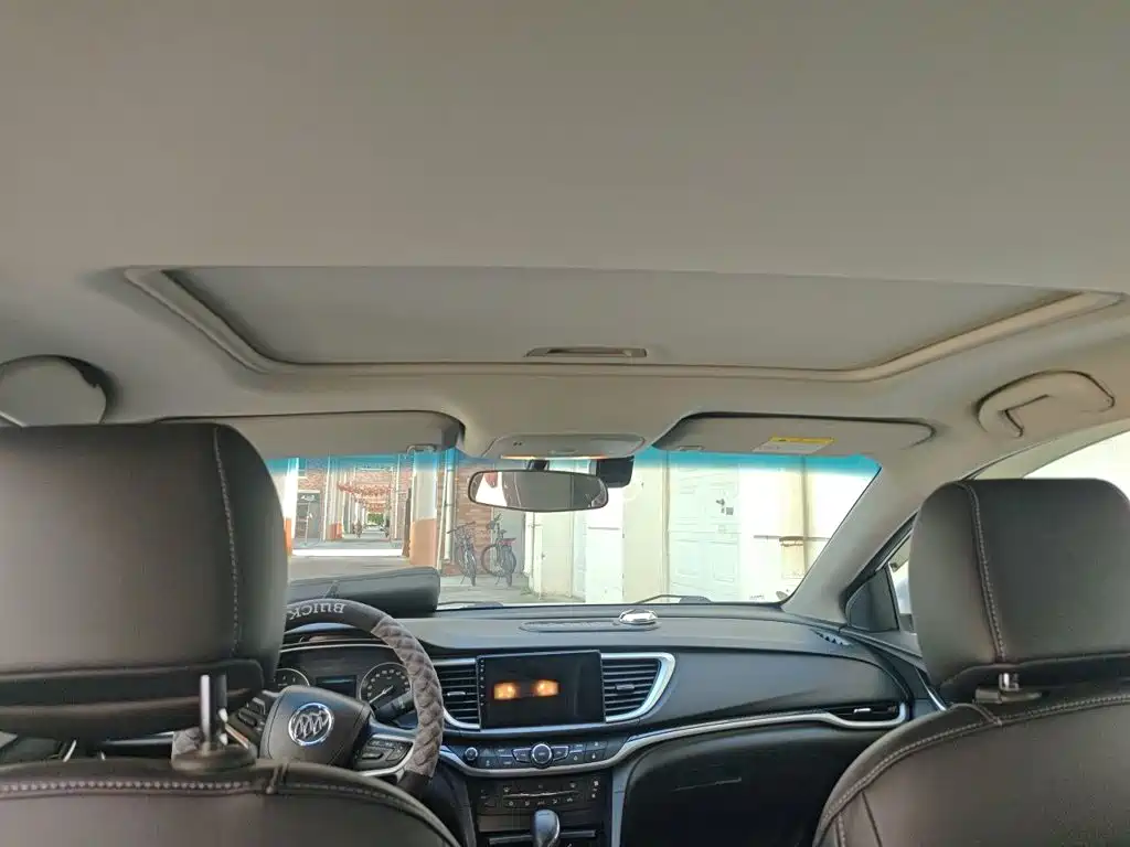 Buick Excelle — миниатюра 9