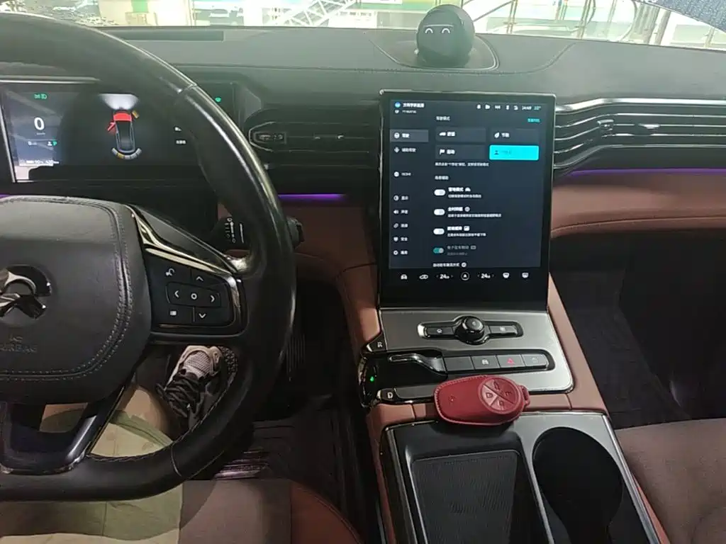 NIO EC6 — миниатюра 10