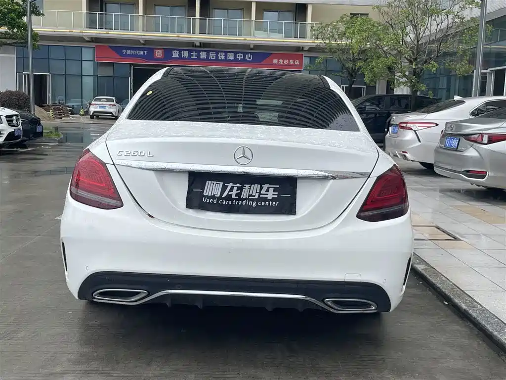 Mercedes-Benz C-Class — миниатюра 8
