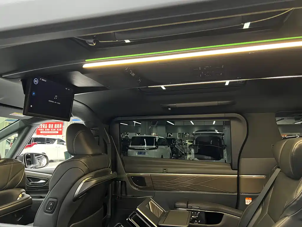 Toyota Vellfire 2024 2.5L Executive