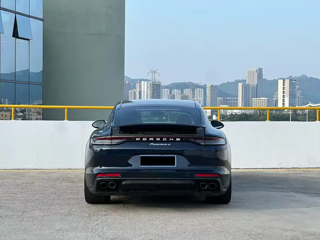 Porsche Panamera — миниатюра 5