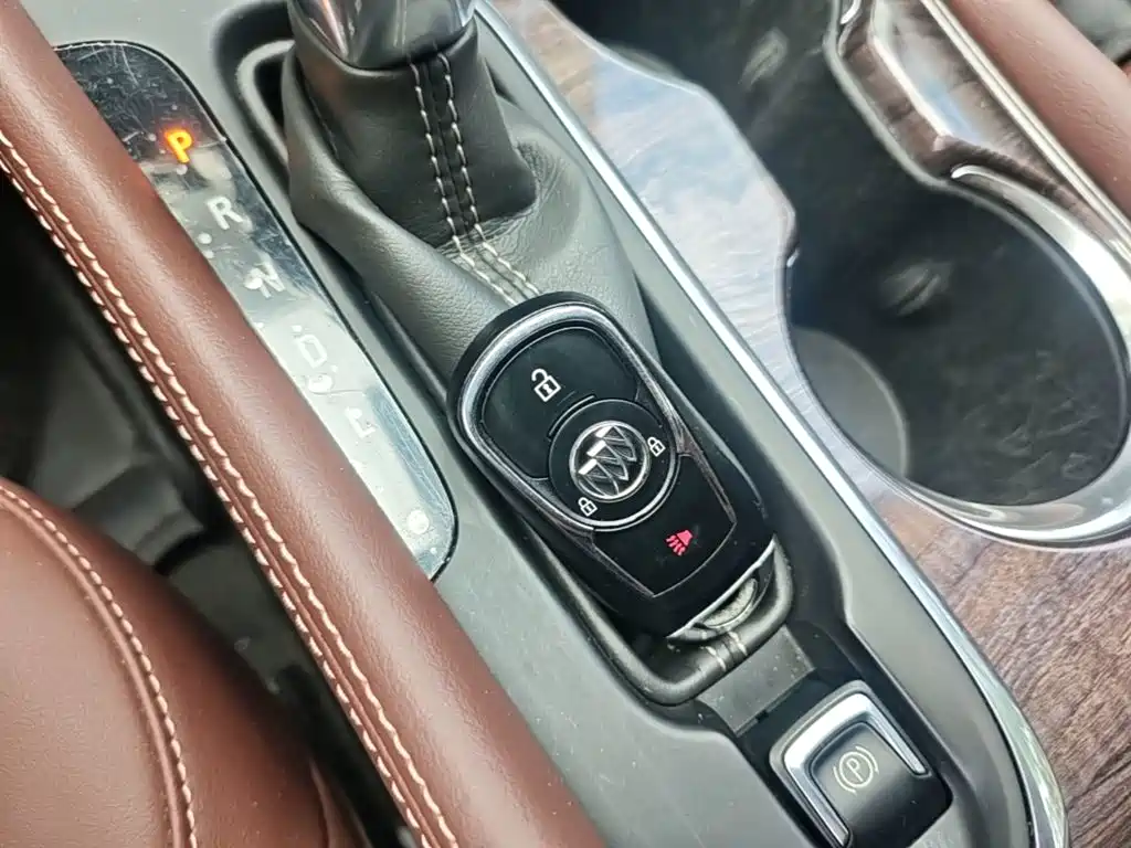 Buick Envision Plus — миниатюра 13