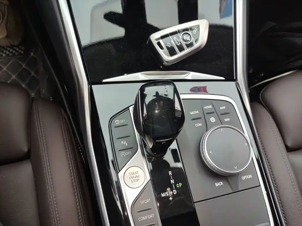 BMW 3 Series — миниатюра 14