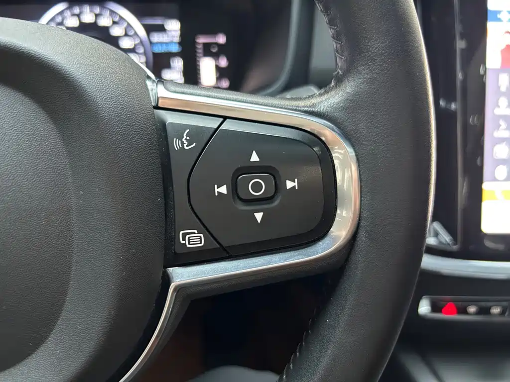 Volvo S60 — миниатюра 26