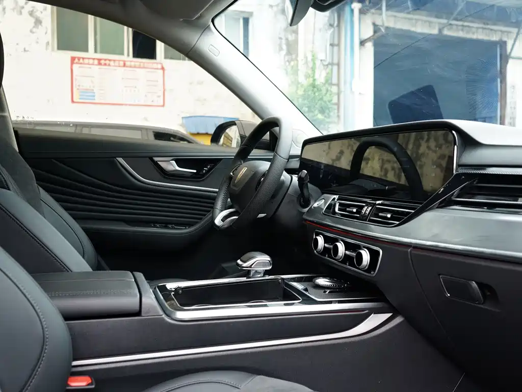 Hongqi Hongqi HS5 — миниатюра 14