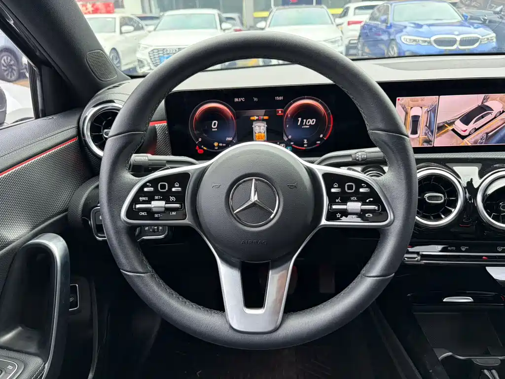 Mercedes-Benz A-Class — миниатюра 14