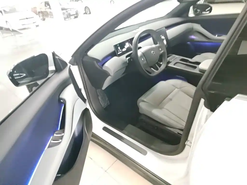 NIO ET5 — миниатюра 16