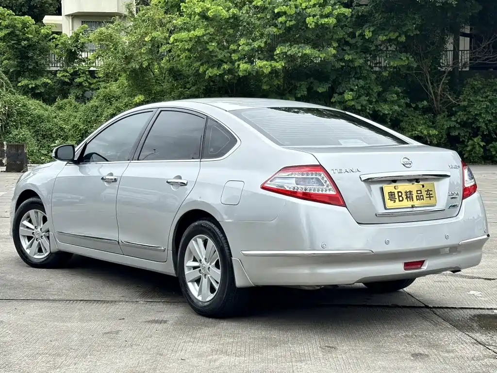 Nissan Teana — миниатюра 5