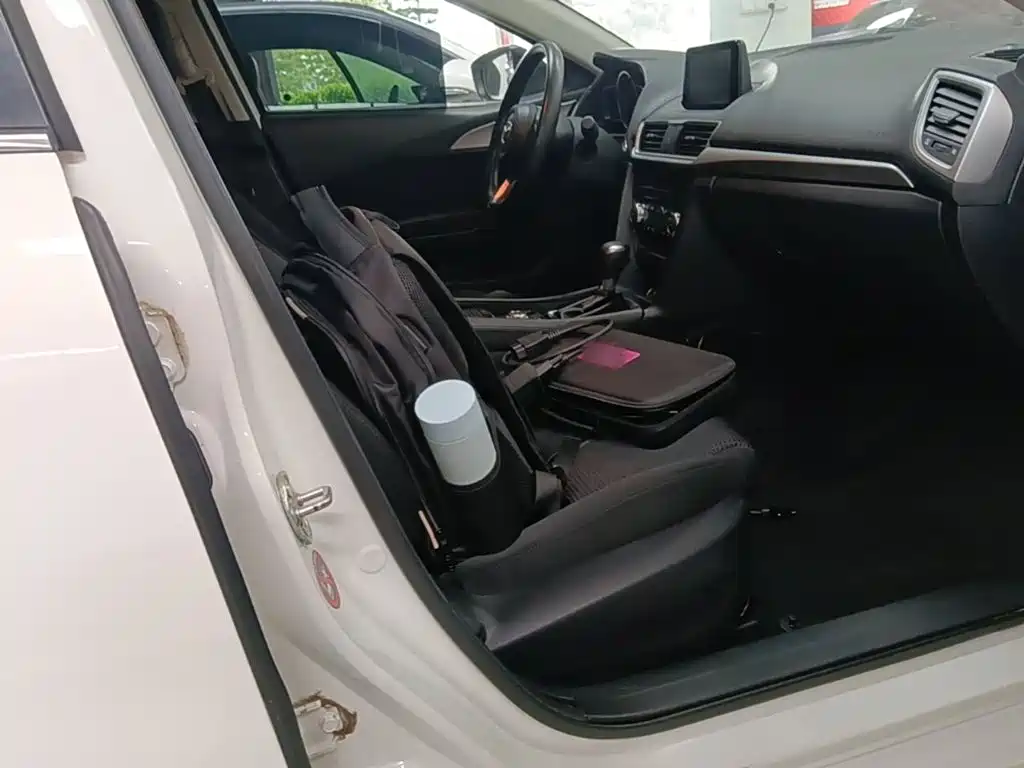 Mazda 3 Axela — миниатюра 20