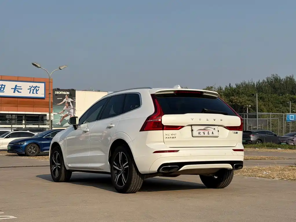 Volvo XC60 — миниатюра 4