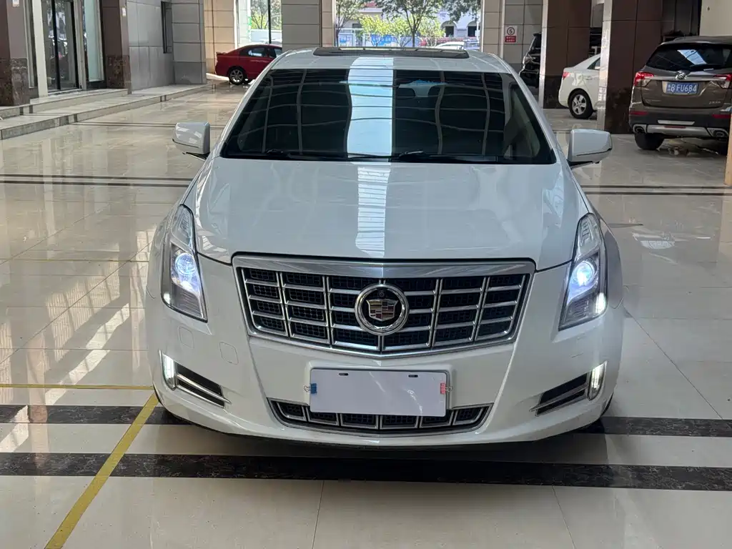 Cadillac XTS — миниатюра 2