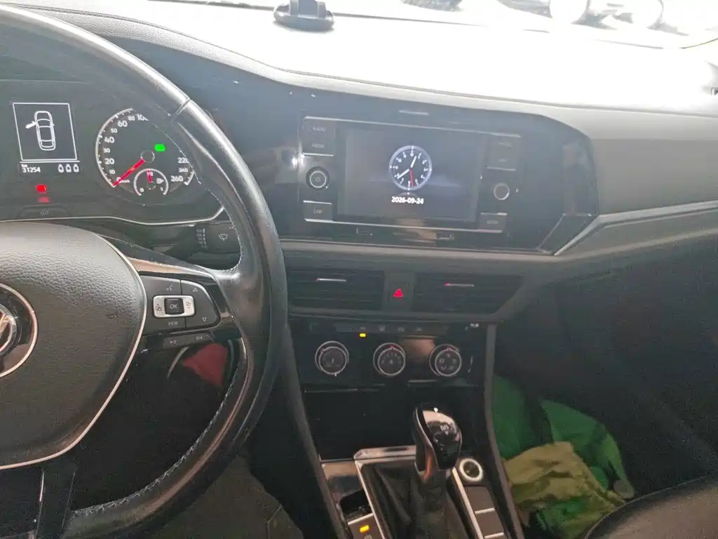 Volkswagen Sagitar — миниатюра 9