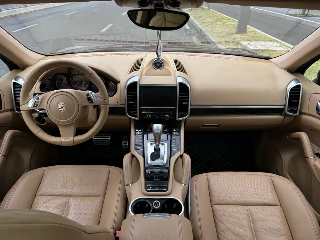Porsche Cayenne 2011 Cayenne 3.0T
