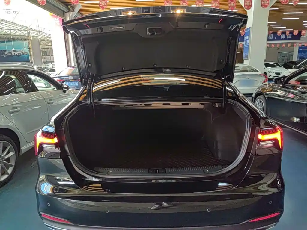 Roewe i6 MAX — миниатюра 19