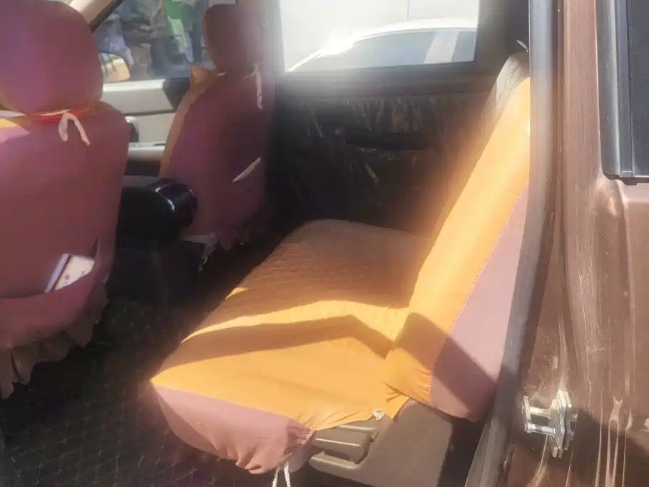 Wuling Hongguang — миниатюра 11