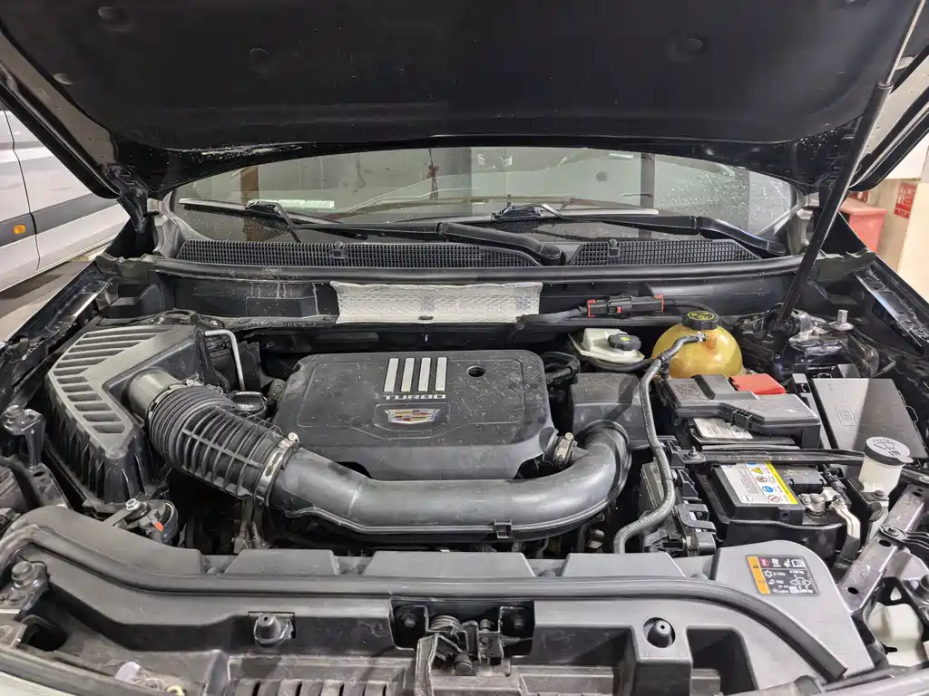 Cadillac XT5 — миниатюра 7