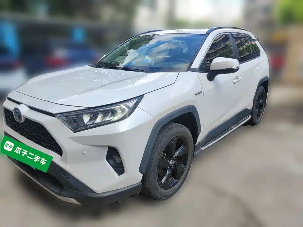 Toyota RAV4 — миниатюра 2