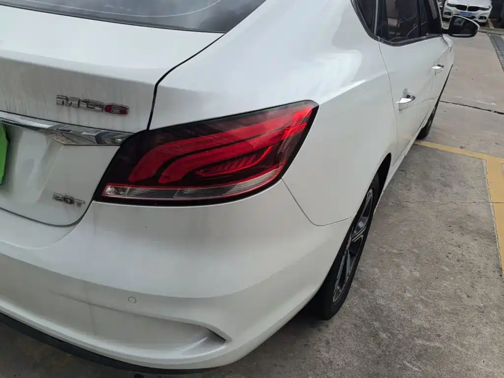 MG MG6 — миниатюра 8