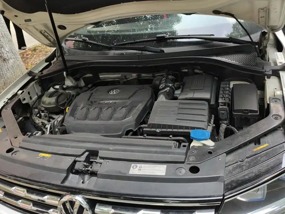 Volkswagen Tiguan L — миниатюра 10