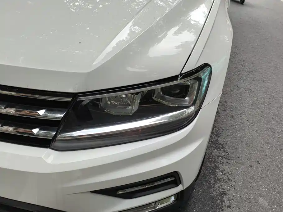 Volkswagen Tiguan L — миниатюра 5