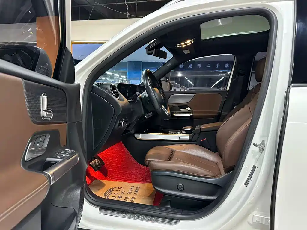 Mercedes-Benz GLB — миниатюра 5