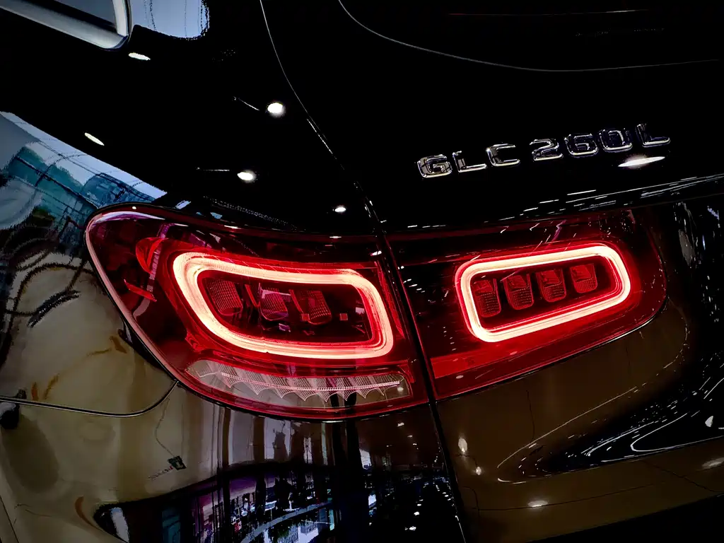 Mercedes-Benz GLC — миниатюра 13