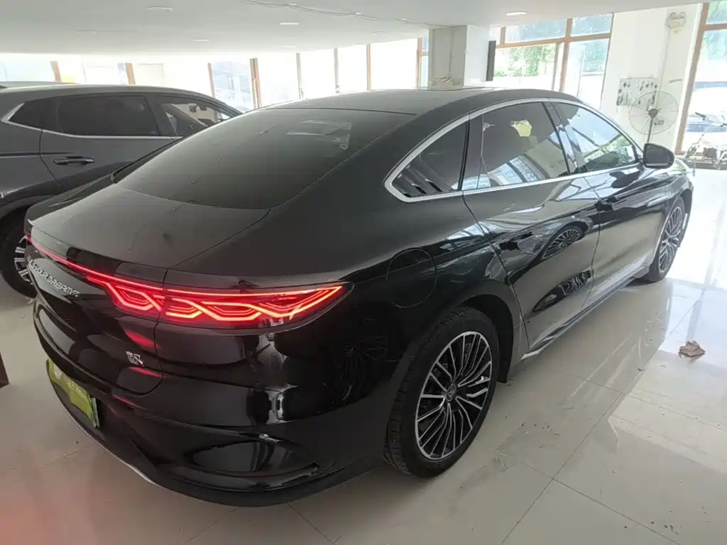 BYD Han — миниатюра 7