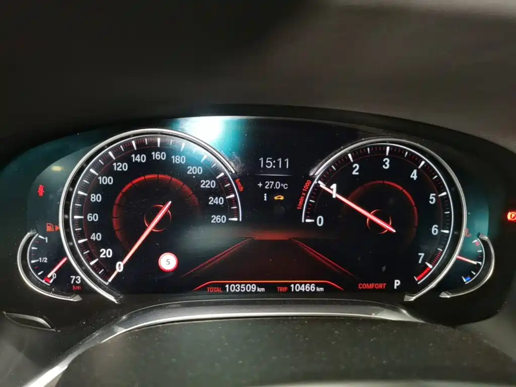 BMW 7 Series — миниатюра 12