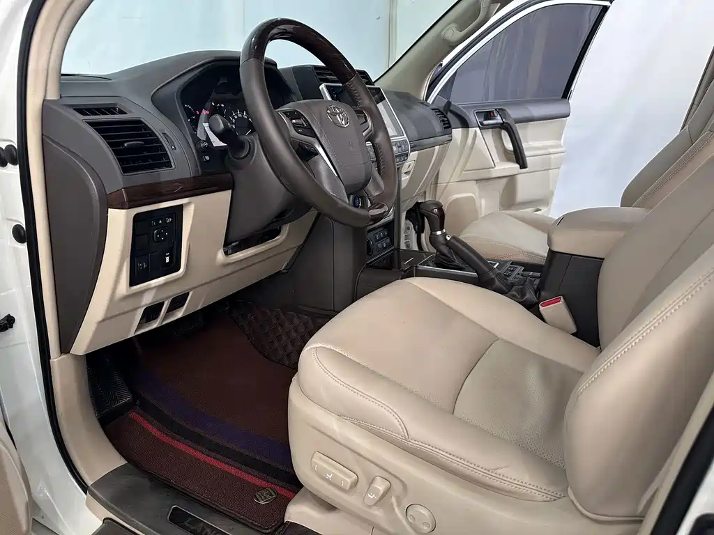 Toyota Prado (Import) — миниатюра 4