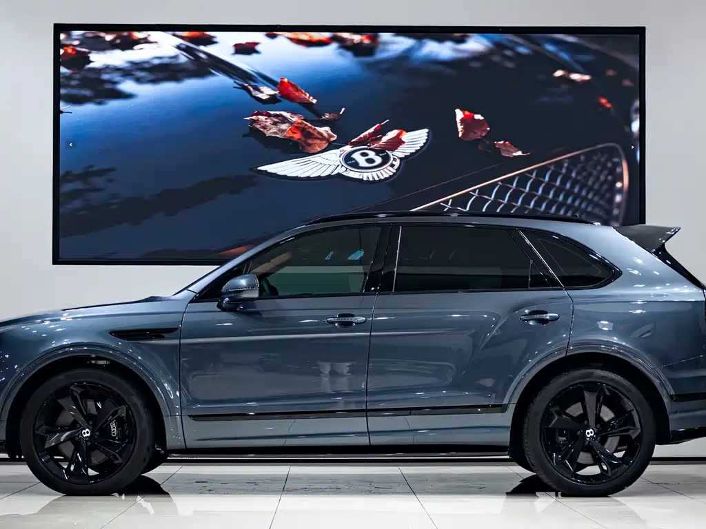 Bentley Bentayga — миниатюра 4