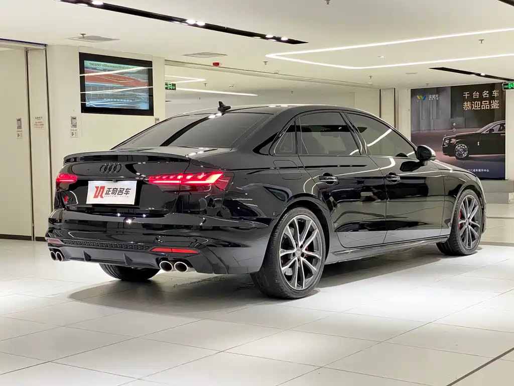 Audi S4 — миниатюра 3
