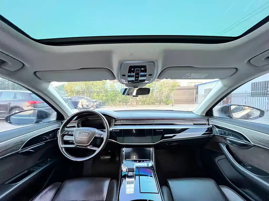 Audi A8 — миниатюра 7