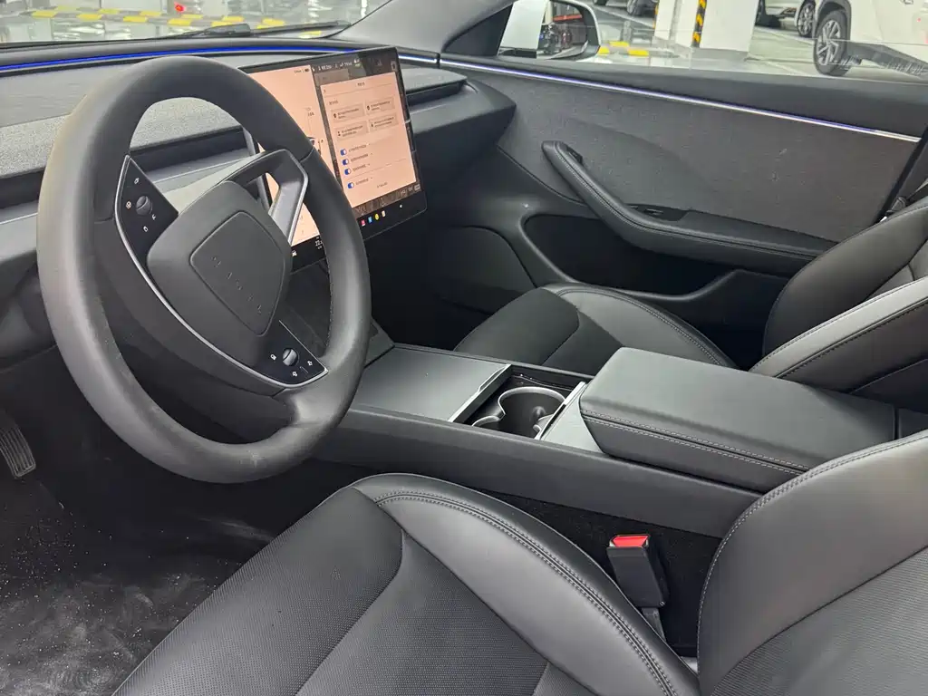Tesla Model 3 — фотографии объявления, Фото 13