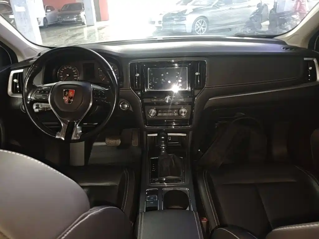 Roewe i6 Classic — миниатюра 10