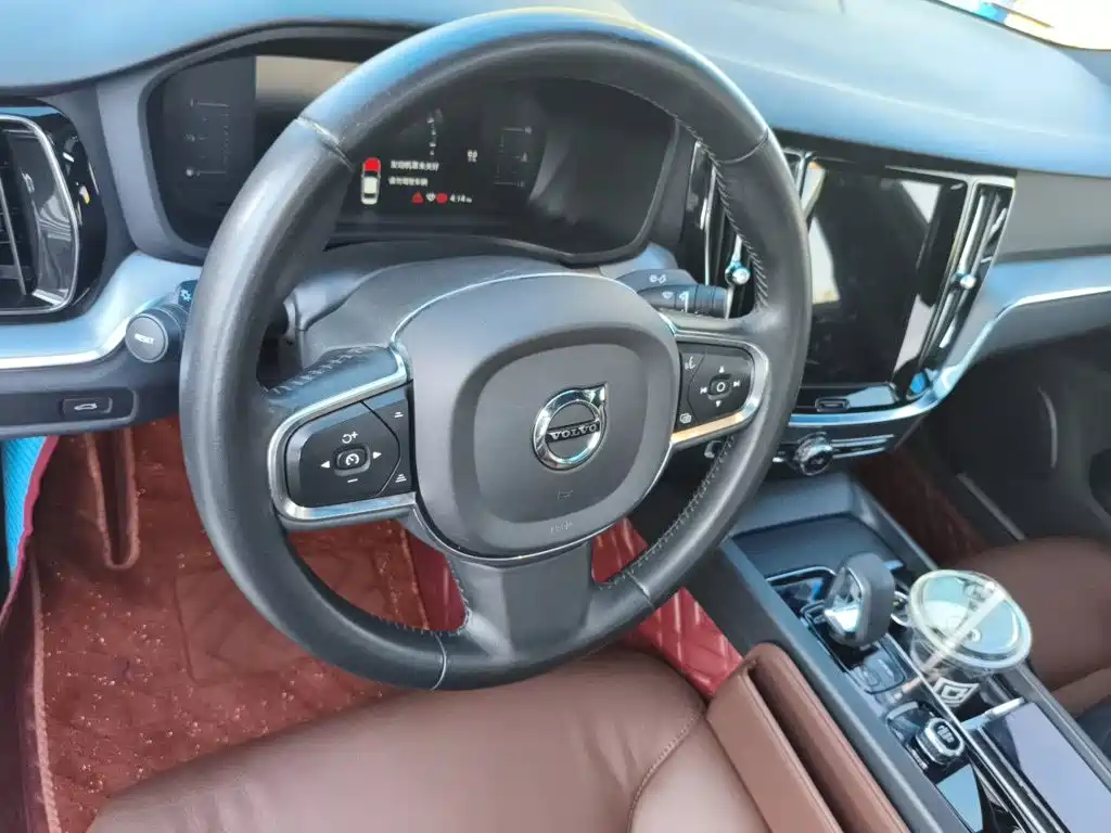 Volvo S60 — миниатюра 6