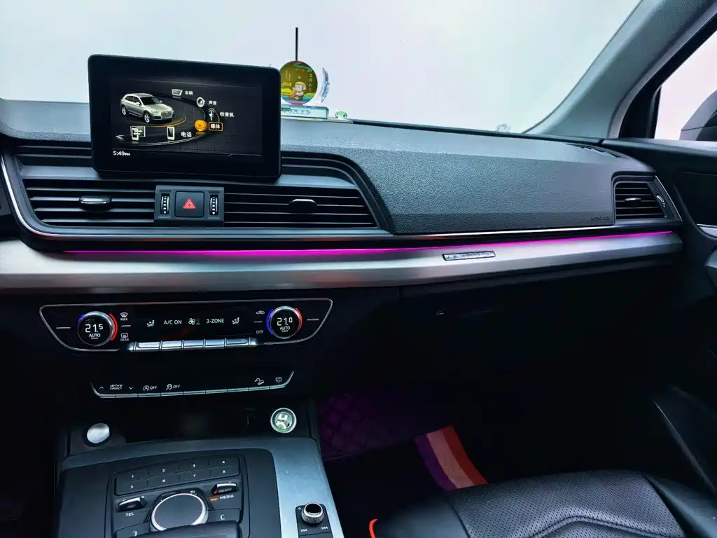Audi Q5L — миниатюра 15