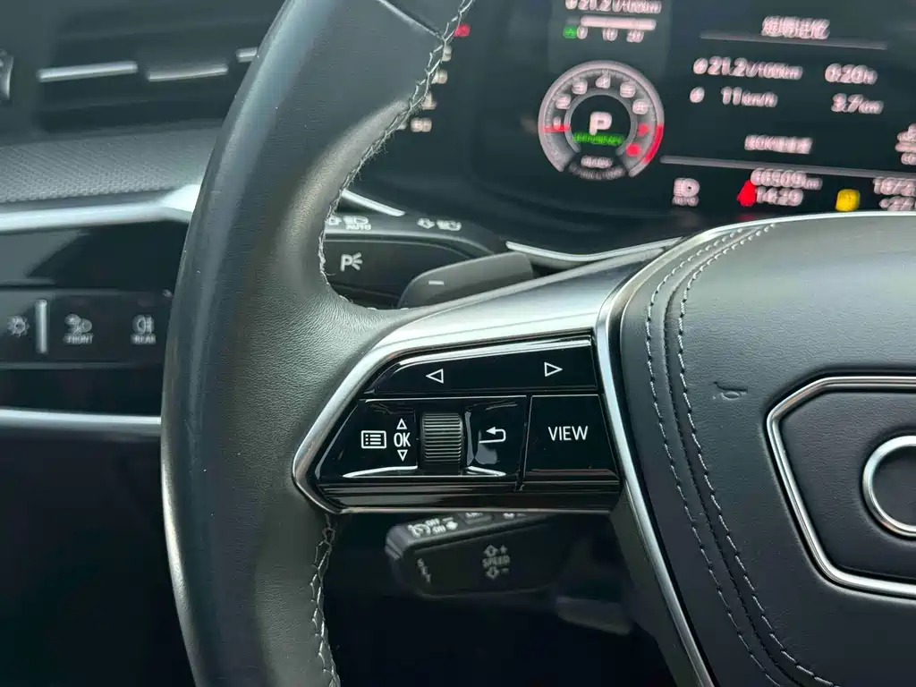 Audi A6L — миниатюра 12