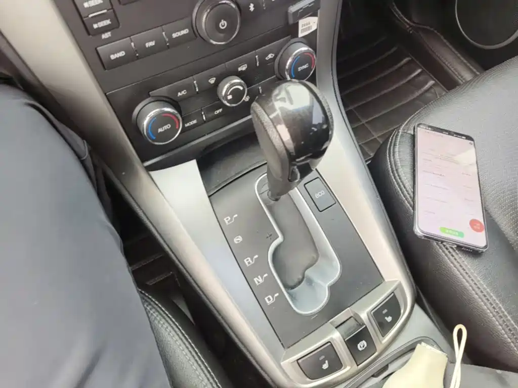 Chevrolet Captiva — миниатюра 14