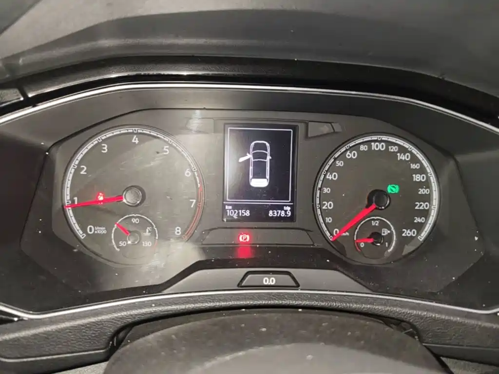 Volkswagen T-Roc — миниатюра 12