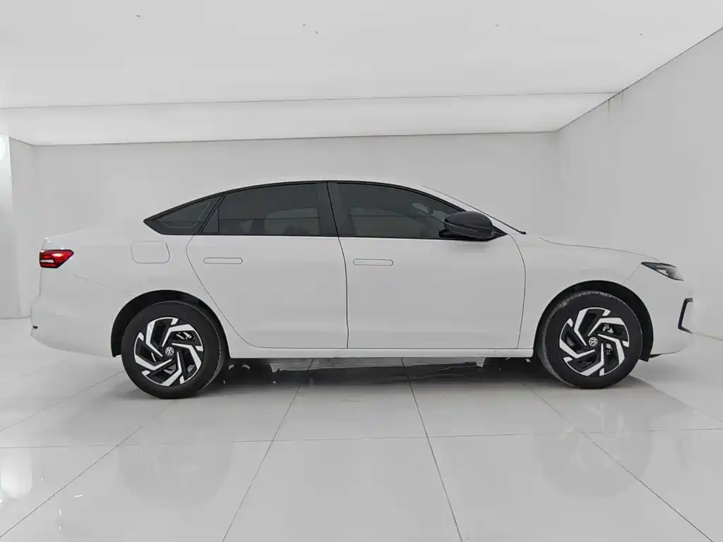 Volkswagen Lavida — миниатюра 7