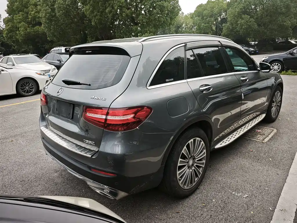Mercedes-Benz GLC 2016 GLC 260 4MATIC