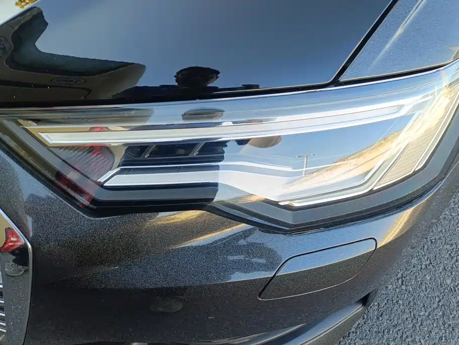 Audi A6L — миниатюра 5