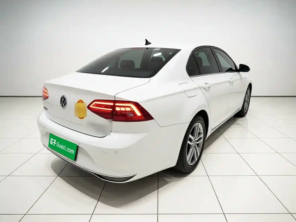Volkswagen Lamando — миниатюра 6