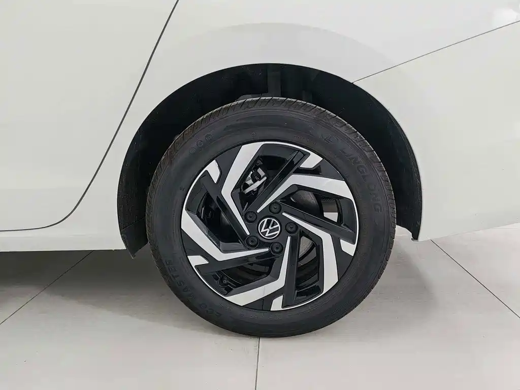 Volkswagen Lavida — миниатюра 18